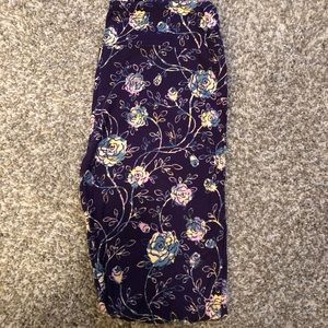 Lularoe one size leggings brand new